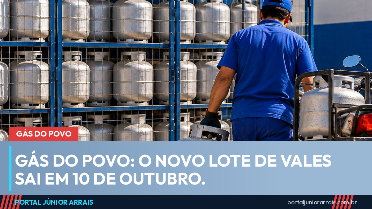 Entregador de costas carrega botijão diante de revenda de gás com cartaz do Gás do Povo e botijões enfileirados